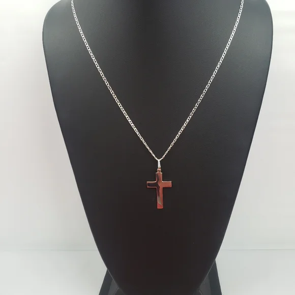 925 sterling silver cross pendant and 925 silver chain - Picture 13 of 13